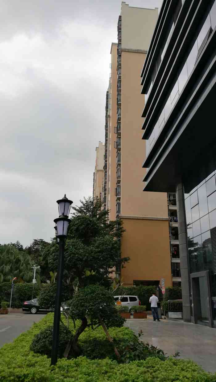 儒骏大厦-"6015这个大厦最近的公交车站是坂田医院站(.