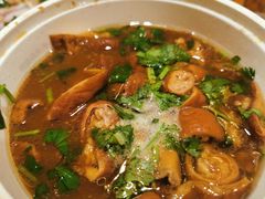 卤煮火烧-门框胡同百年卤煮(新街口店)