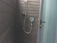 游泳冲凉房-蓝楹湾度假酒店