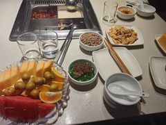 -海底捞火锅鲜切牛肉主题店(长寿路店)