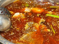 -肖肖酸萝卜鱼火锅(总店)