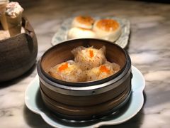 鲜鲍凤翅饺-东南里湖景餐厅·新闽菜(浦西万达店)