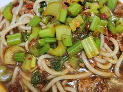 牛肉炒米粉-玲玲米粉·新疆现炒米粉(长江路店)