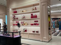 -Gucci(重庆IFS店)