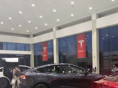 -TESLA 特斯拉(北京南四环中路特斯拉中心)