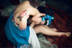 -虞美人汉服摄影