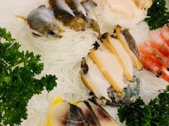 -青瓦餐厅·生鱼片·韩园烤肉(西塔店)