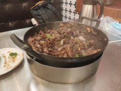 -胡须佬鸡煲四季火锅店(石厦西村直营店)