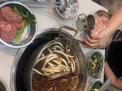 -憨铁匠老火锅(龙岗万科里店)