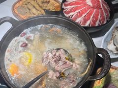 -椰子湾·海南火锅·糟粕醋·椰子鸡(正大广场店)