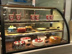 面包甜点陈列柜-DQ·蛋糕·冰淇淋(虹口龙之梦店)