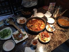 首尔焖鲜汇(日月光店)-猪啊牛呀羊啊铜盘烤肉(正大广场店)