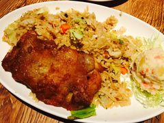 海鲜炒饭加烤鸡-玛格萝妮(汇智国际商业中心店)