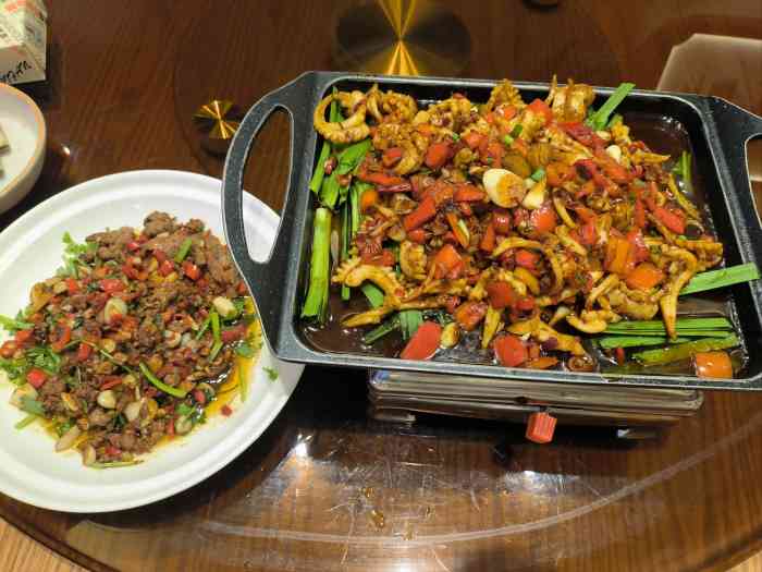 爱饭(南湖路店)-"这家生意挺好的湘菜馆,位于南湖路口.每个.