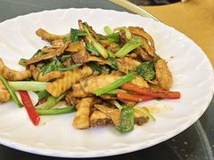 -郑猛记石岐鸽主题餐厅(长江店)