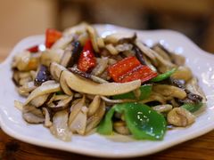-小锅巴纳西餐厅