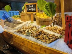 自助取餐区-松山湖凯悦酒店·Café自助餐厅·周末火舞秀表演
