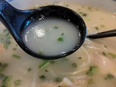 -老国贸云南传统过桥米线(滇池店)