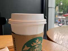 -星巴克(宁波东门银泰店)