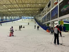 -乔波室内滑雪场
