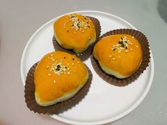 蜜汁叉烧酥-香港龙凤楼(巨鹿路洋房店)