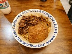 -梅溪·小伙子干挑面(安吉总店)