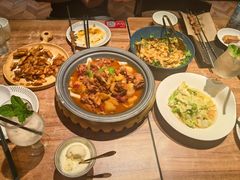 沙湾大盘鸡-耶里夏丽·丝路新疆菜·清真食品(徐汇南丹东路臻选店)