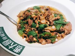 -费大厨辣椒炒肉(黄兴中心广场店)
