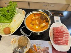 -呷哺呷哺(世贸.工三店)