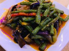 -维吾尔餐厅(宜山路店)