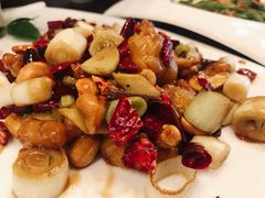 -河畔春天时尚餐厅