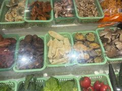 -野菌园·野生菌火锅首创第一家(关兴路总店)