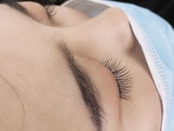 -eYeYo专业美睫