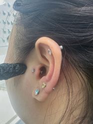 -AI艾耳·专业手工耳洞·穿孔美学馆