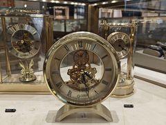 -亨得利钟表商店