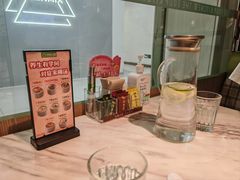 -汤城小厨•粤菜•靓汤(西直门凯德MALL店)