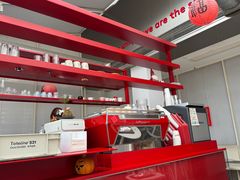 -UNI UNI(环亚凯瑟琳店)