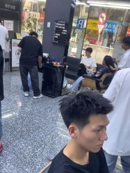 -藤野造型专业烫染接发