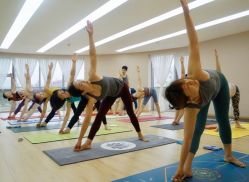 -酉嘉瑜伽YO+YOGA