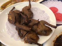 脆皮乳鸽-龙汇酒家(沪闵路店)