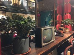 -八月美食小馆(银泰城总店)