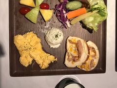 -高雄艾卡设计旅店