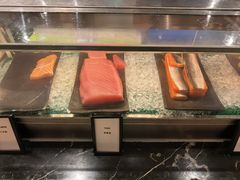-广州万富希尔顿酒店·感趣自助餐厅·金秋蟹宴生蚝海鲜刺身