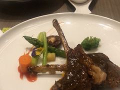 -希尔顿欢朋酒店自助餐