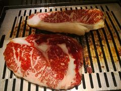 -臻牛烤肉