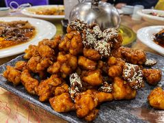酱爆核桃鸡丁-大眼锅贴水饺(河东店)