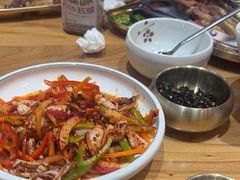 -青瓦餐厅·生鱼片·韩园烤肉(西塔店)