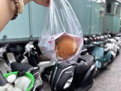 -Bánh Mì Huynh Hoa
