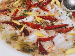 -江渔儿酸菜鱼·拔草餐厅(虎门君乐汇店)