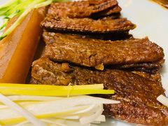 娄府酥骨带鱼-娄三少春饼·烤鸭(合生汇购物中心店)